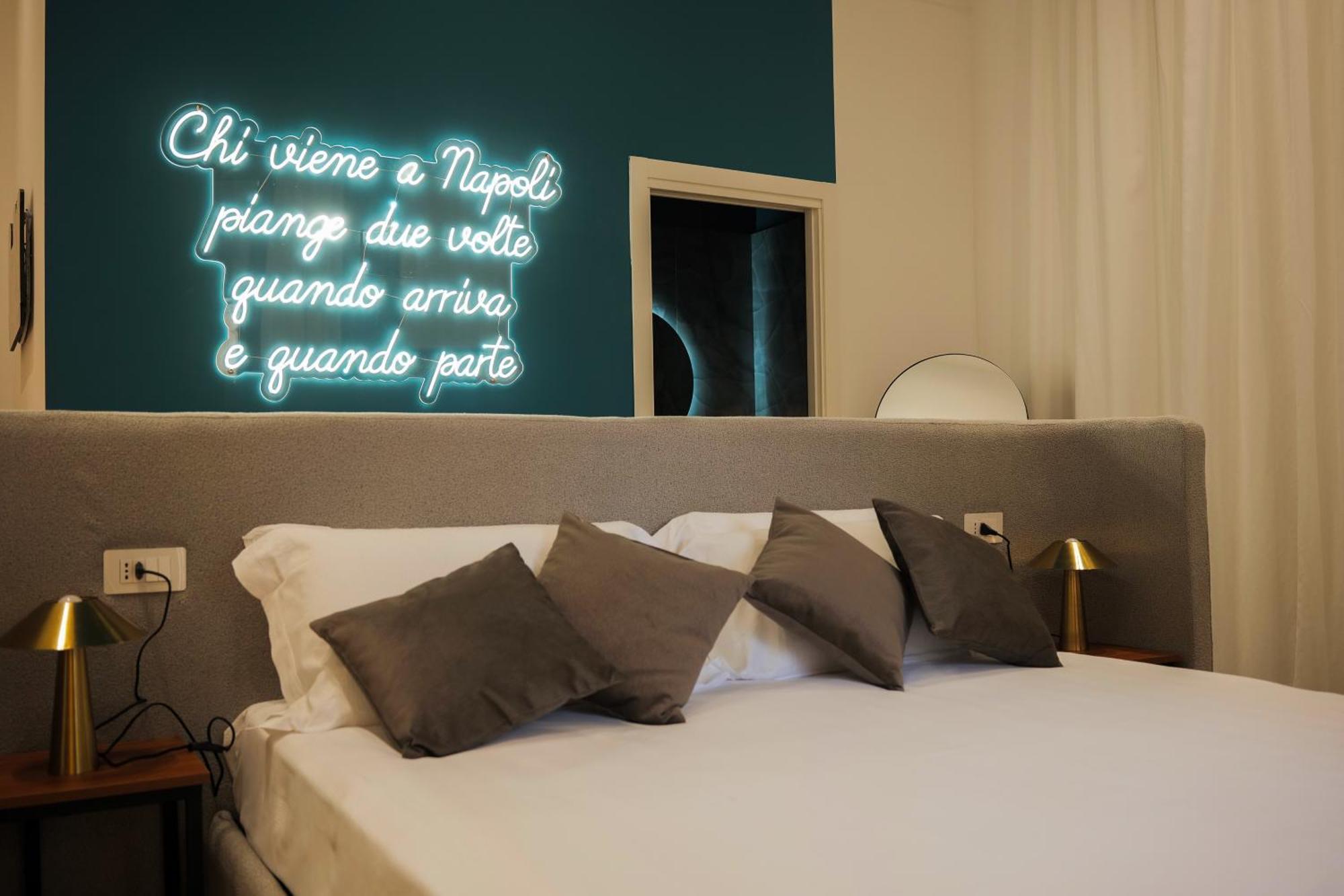Toledo Luxury Rooms - Lr Collection Naples Luaran gambar