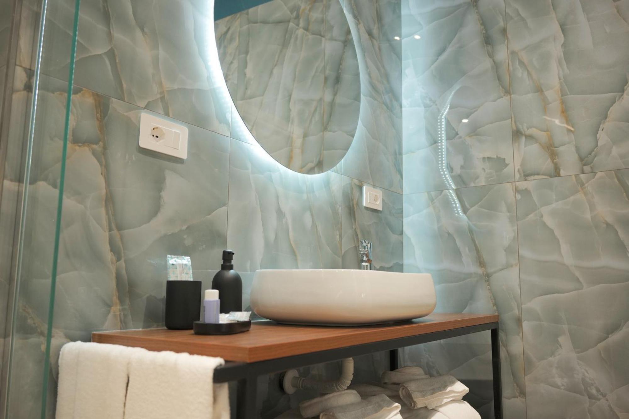 Toledo Luxury Rooms - Lr Collection Naples Luaran gambar